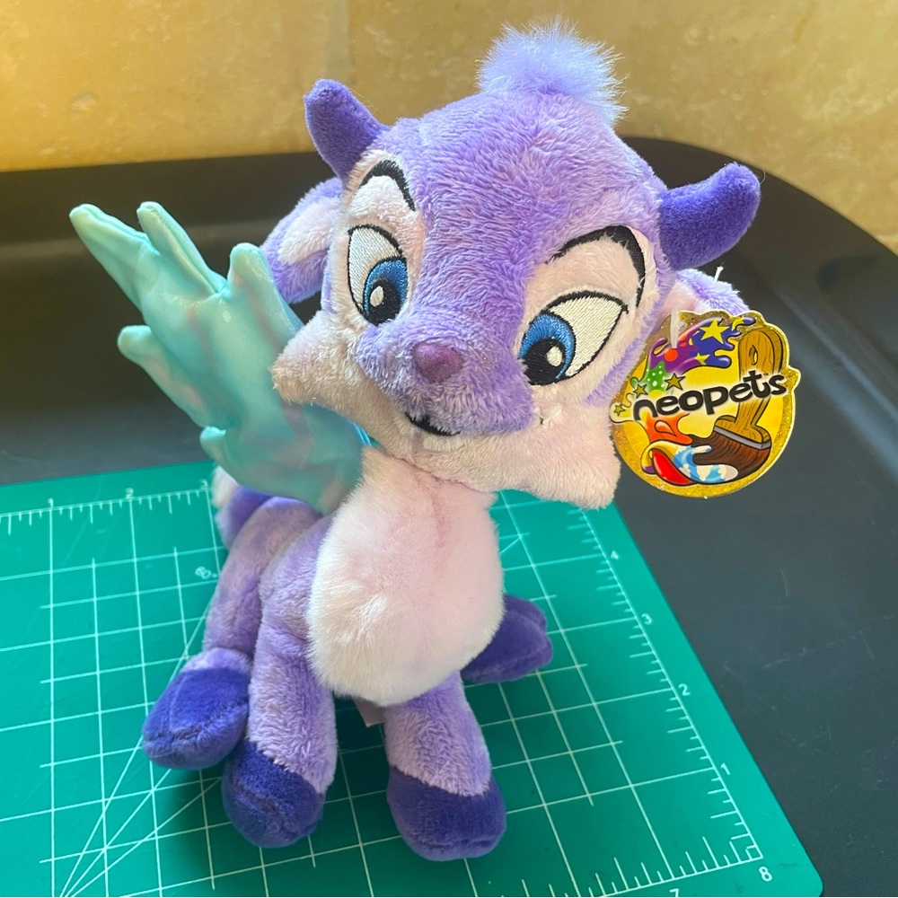 Neopets Faerie Ixi Plushie from Limited Too circa 2004 NWT